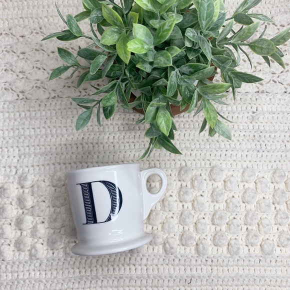 ANTHROPOLOGIE Porcelain Ceramic Monogram Coffee Tea Cup Mug “D” Initial - Picture 2 of 7